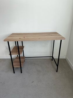 Modern Style Desk