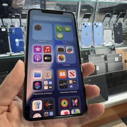 Unlocked iPhone 11 Pro Max  512GB - Desbloqueado