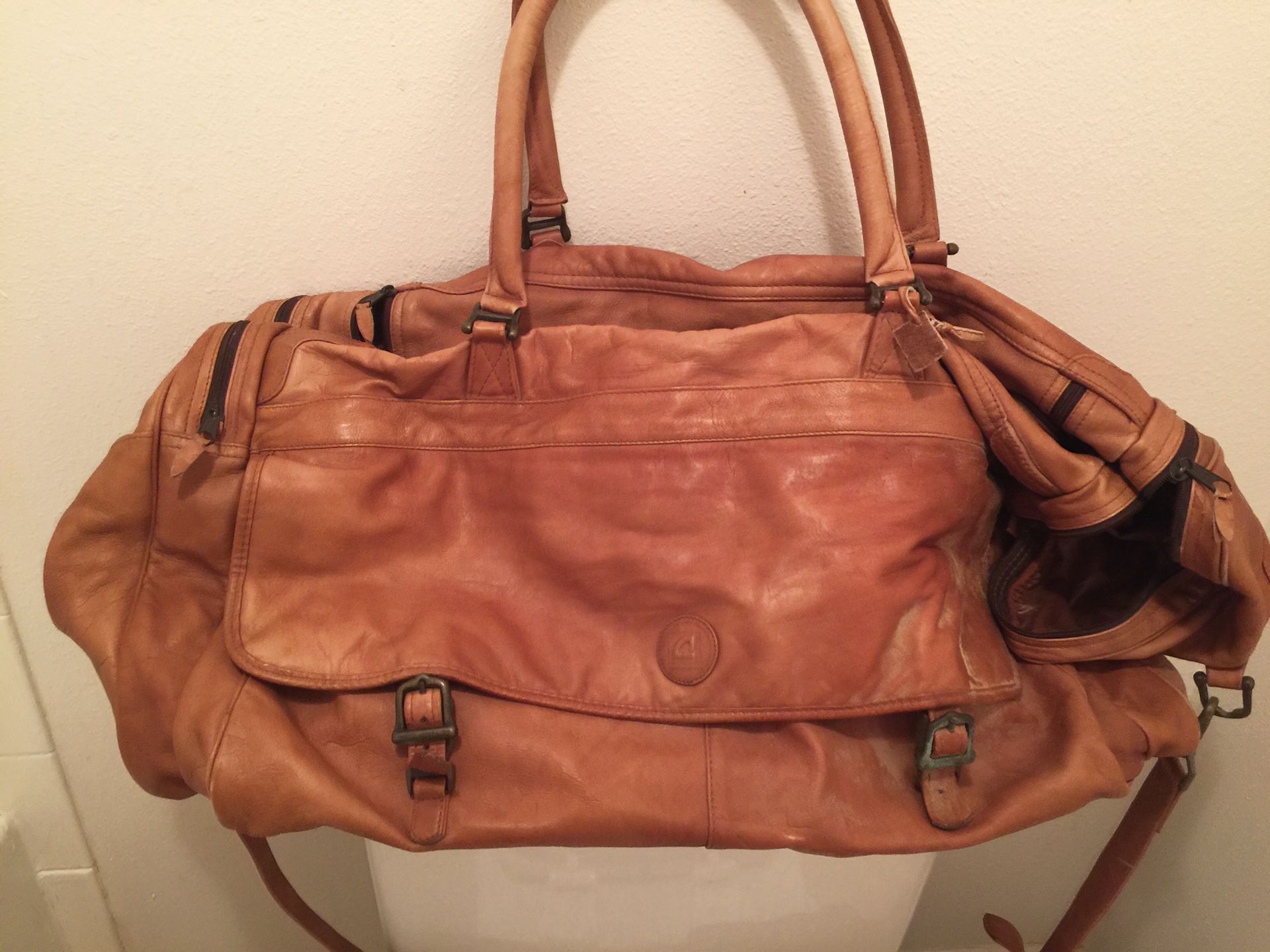 Distressed leather tote bag Excellent Condition…