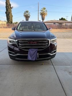 GMC Acadia