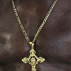 I Deliver I ship 14k gold plated Chain and Pendant