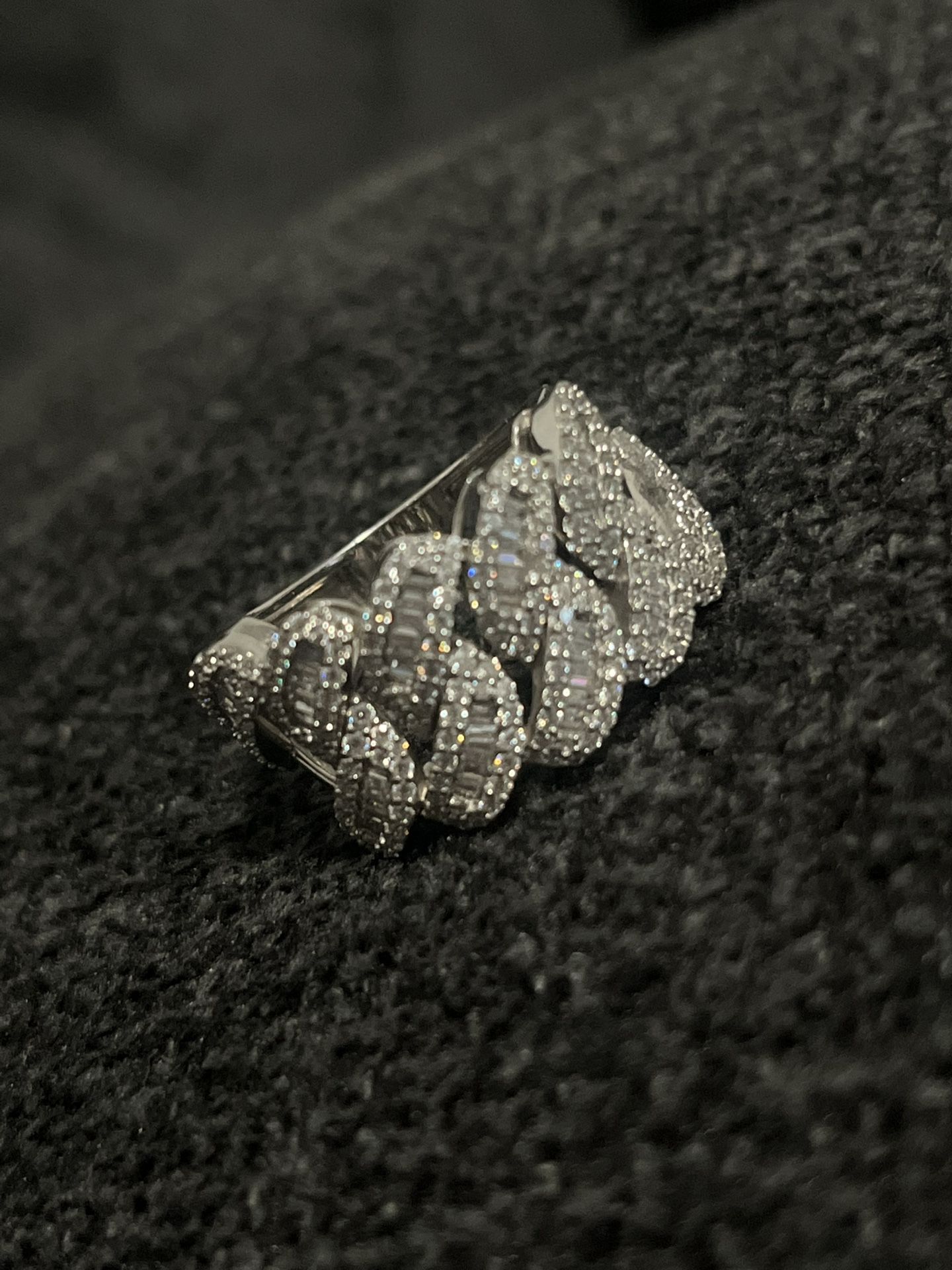 10k White GOLD // 2.75karat Weight SI Diamonds