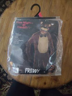 Five Nights at Fridays size small kids  4/5