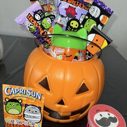 Squishmallow Halloween Basket