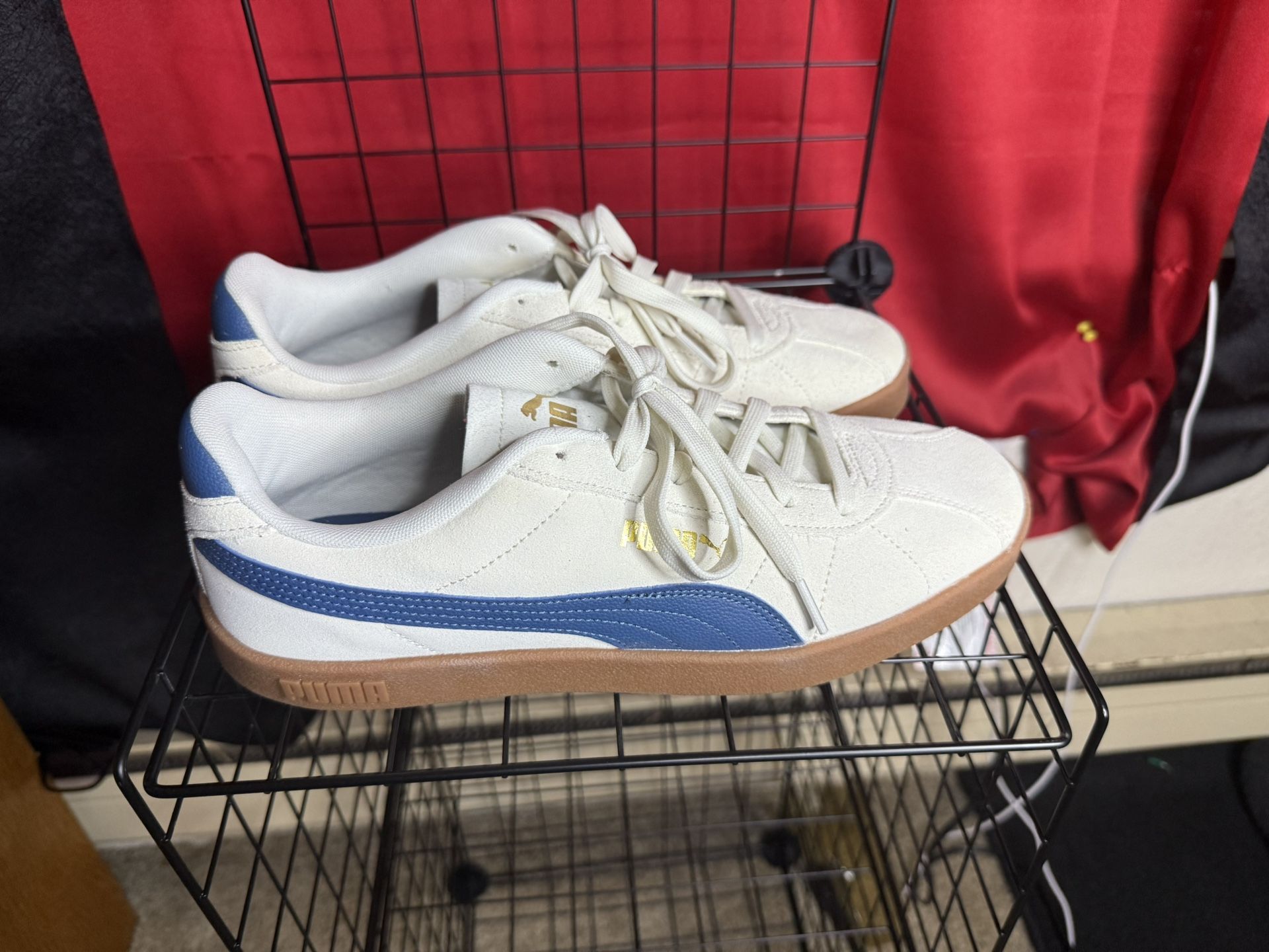 New Puma Shoes Sz. 10