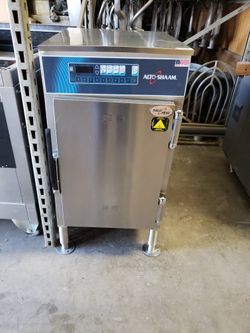 Used Alto-Shaam 500-TH/III Cook N Hold Cabinet Small Size,  208-230 Volts 