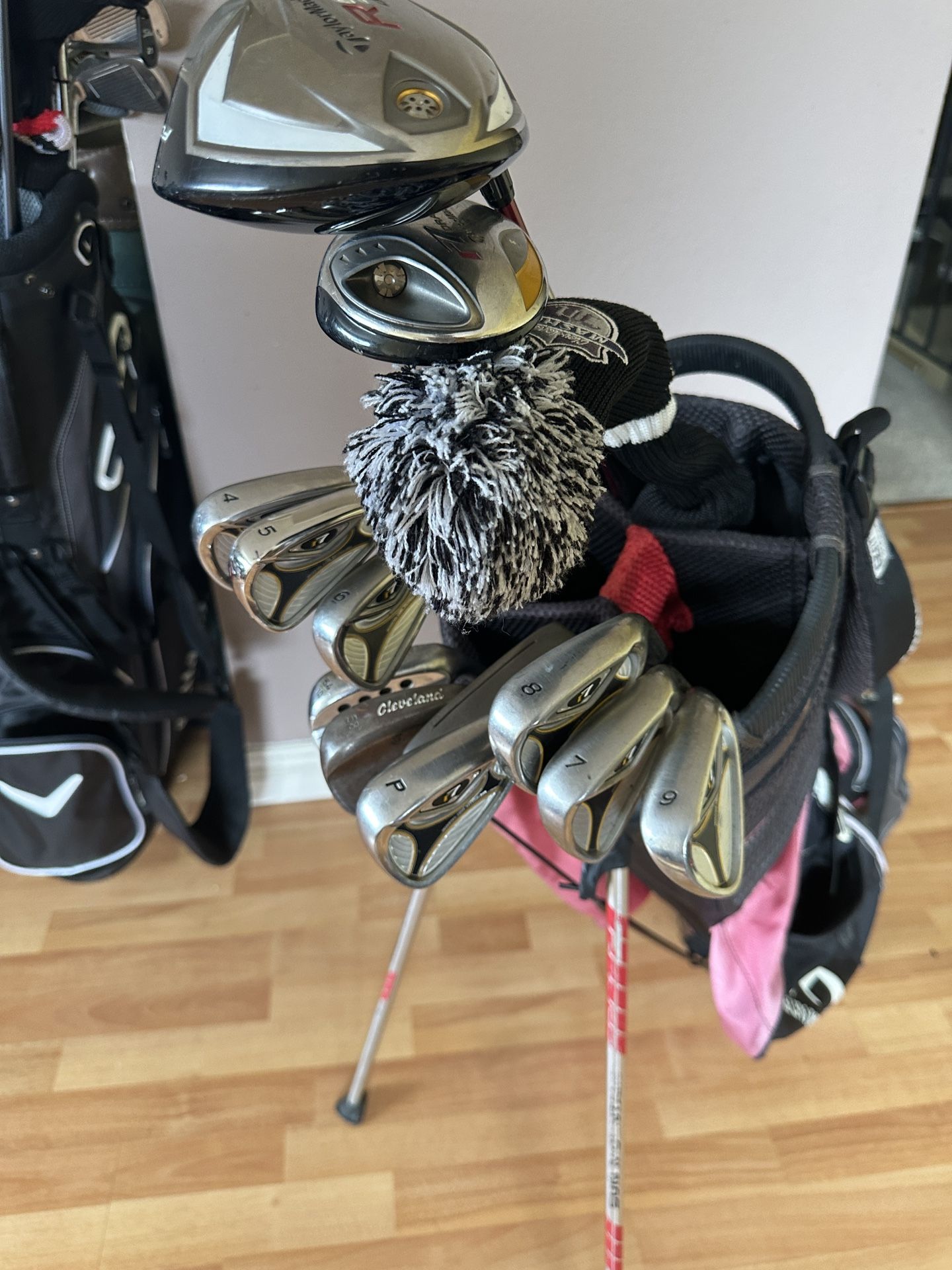 TaylorMade R7 Golf Club Set