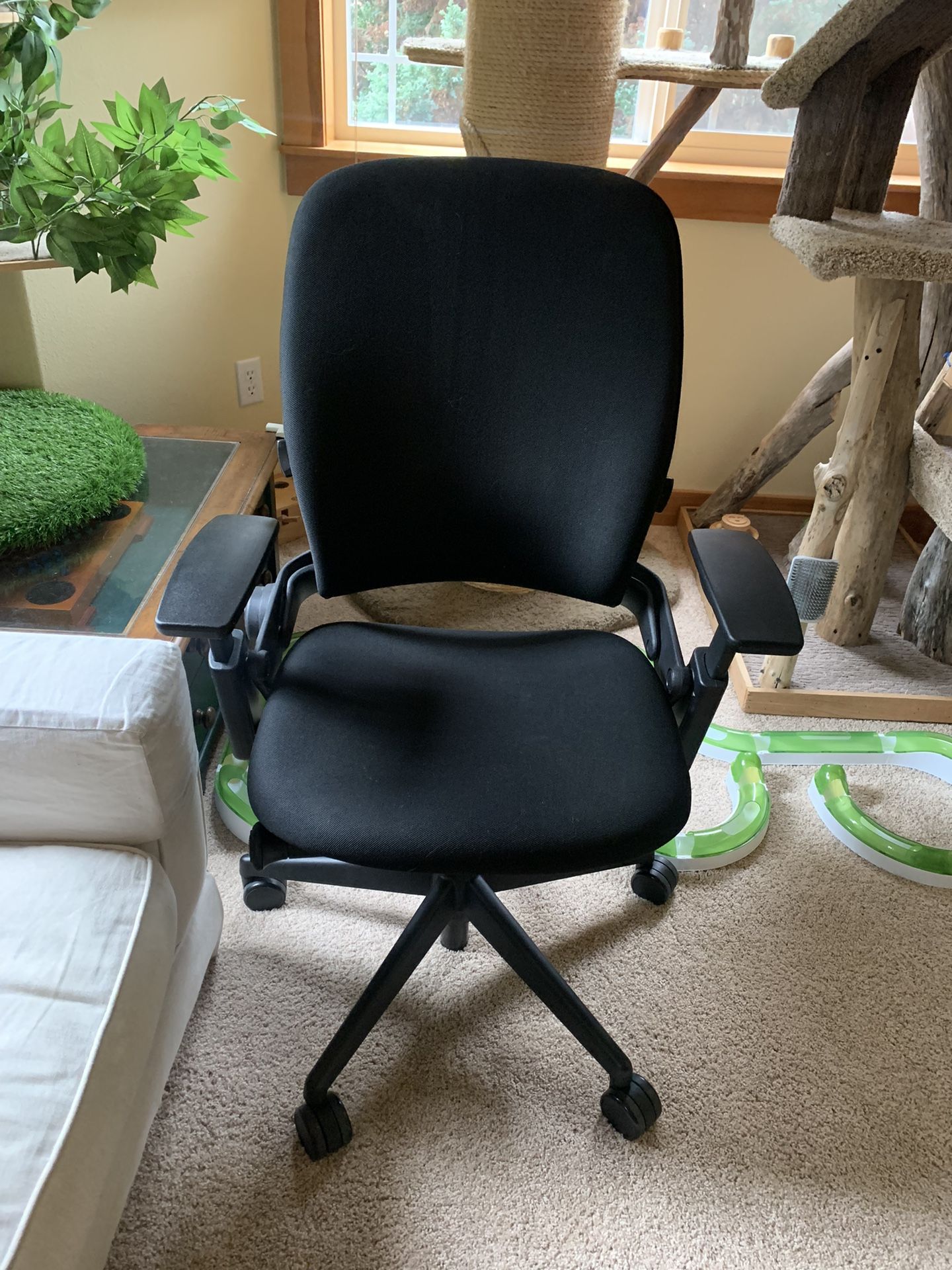 Steelcase Leap V2 Chair