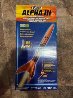 Estes Alpha III Model Rocket Launch Set