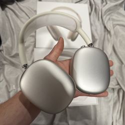 AirPods Max