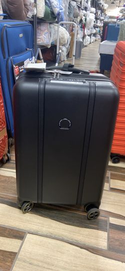 Delsey Paris Hard Shell Spinner Luggage