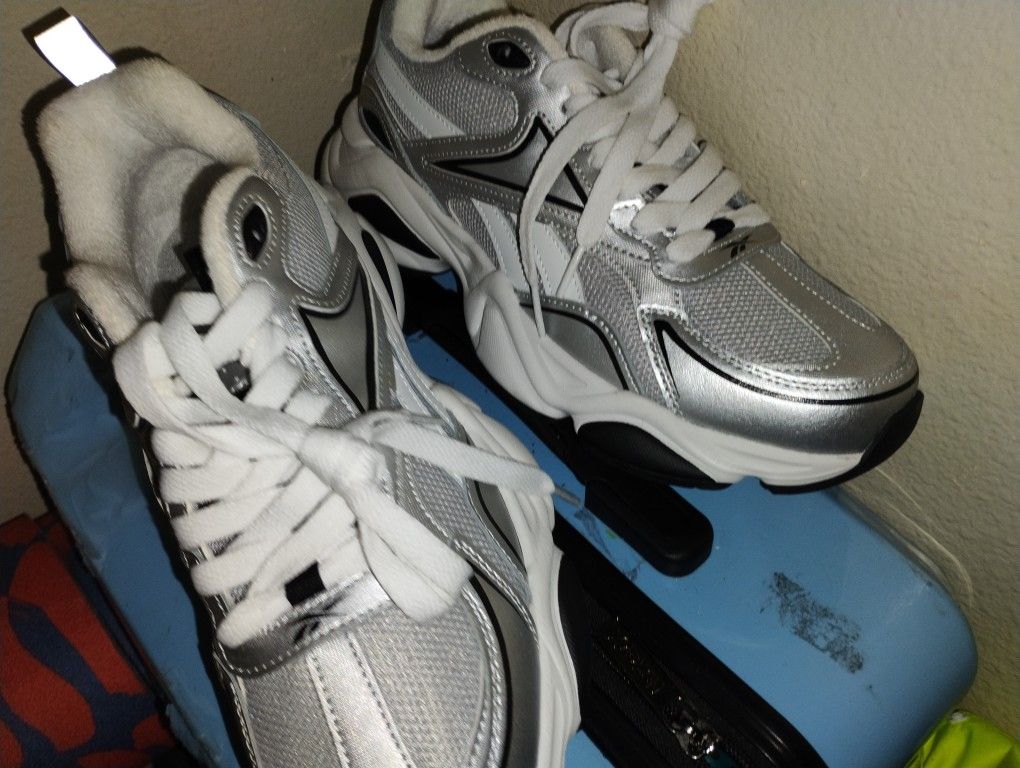Reebok Charge Dad Shoes