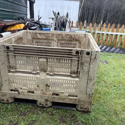 40X48X33 VENTED COLLAPSIBLE BULK BIN SHUTTLE BIN