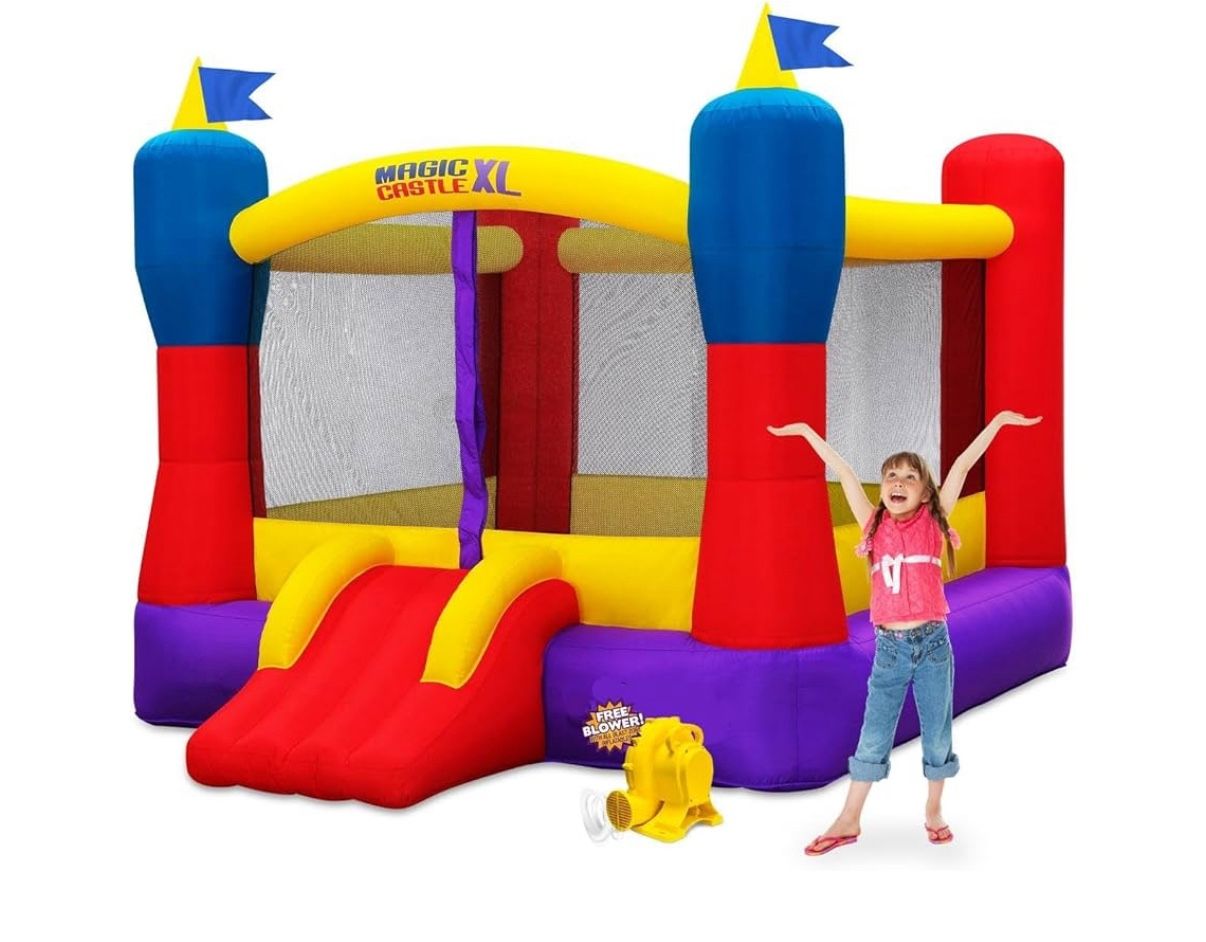 Blast Zone Magic Castle XL Bounce House