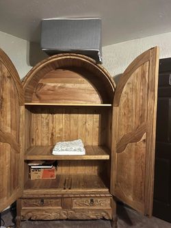 Armario Para Sábanas Y Tuallas Excelente Estado Rústico  Muy Comodo