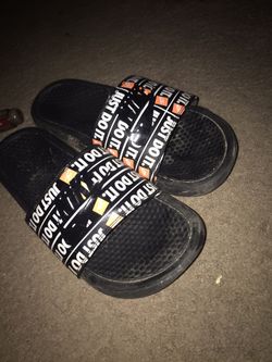 Nike slides
