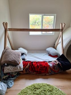 Bed Frame With Mattress