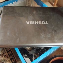 Toshiba Laptop Computer. L675. HARD RESET