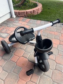 Kids tricycle
