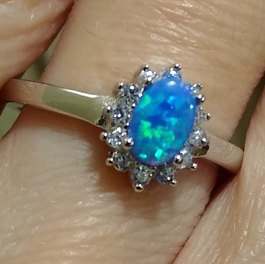 Super Cute New Halo π Style Opal Size 5 Sterling Silver Ring π!