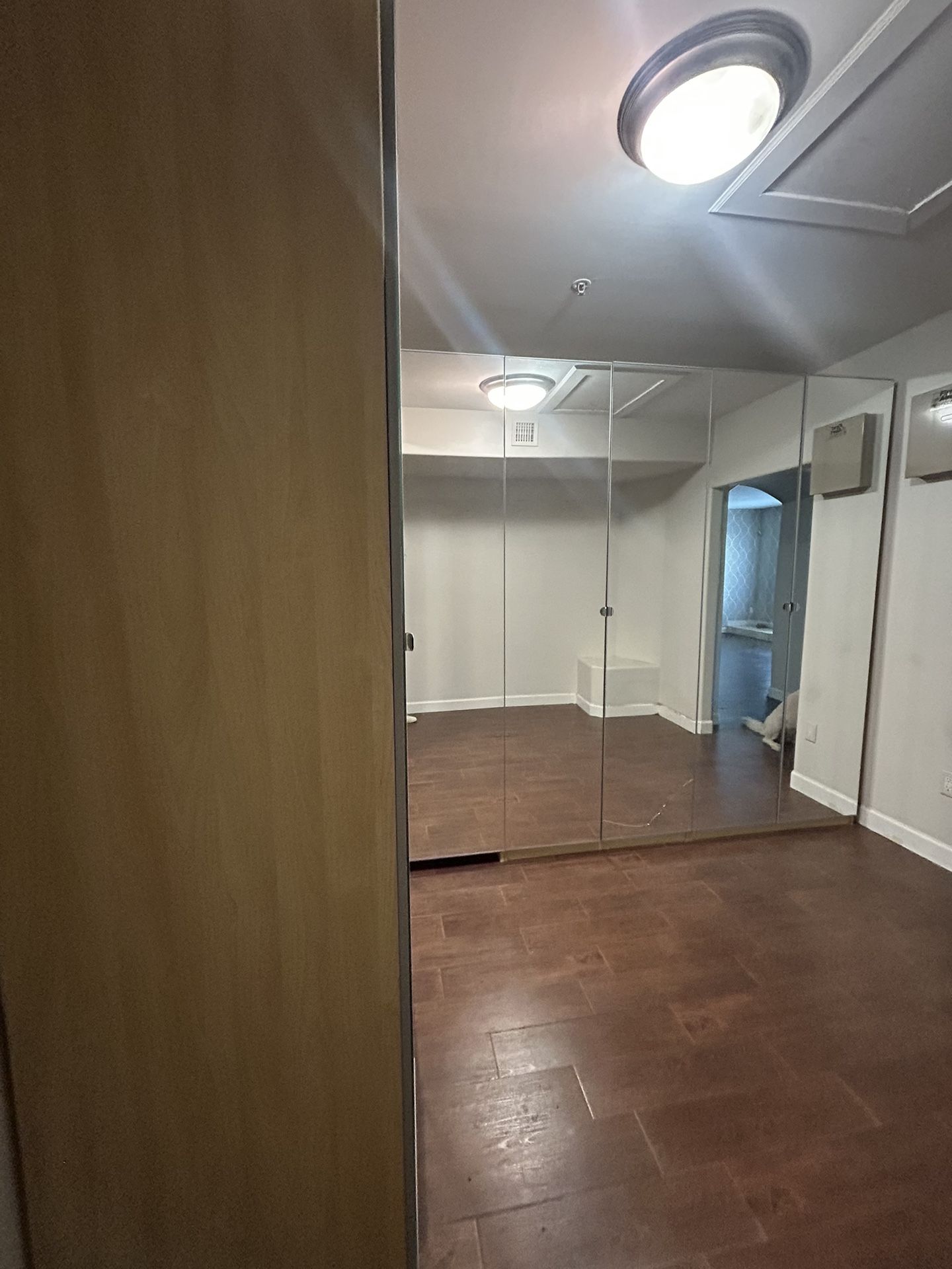 Big luxury Mirror glass shelving closet organizer 