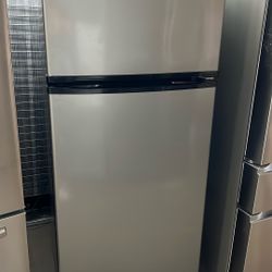 WHIRLPOOL TOP FREEZER 18 CU FT REFRIGERATOR 
