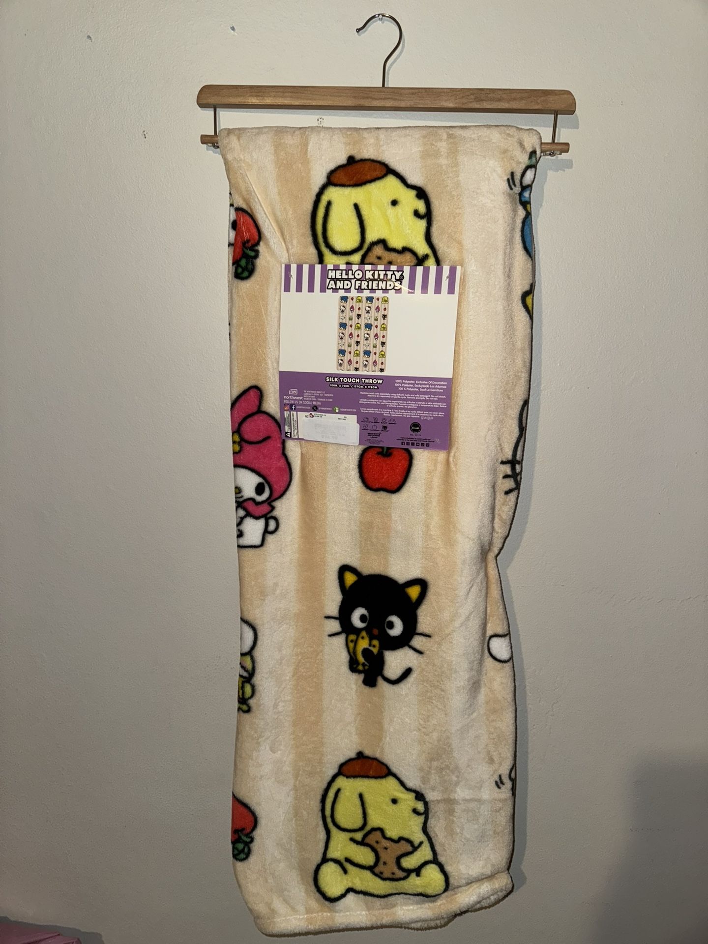 Hello Kitty & Friends Throw Blanket