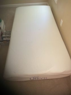 Twin foam mattress n box spring