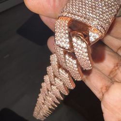 Real Rose Gold 14k  22inches Cuban 