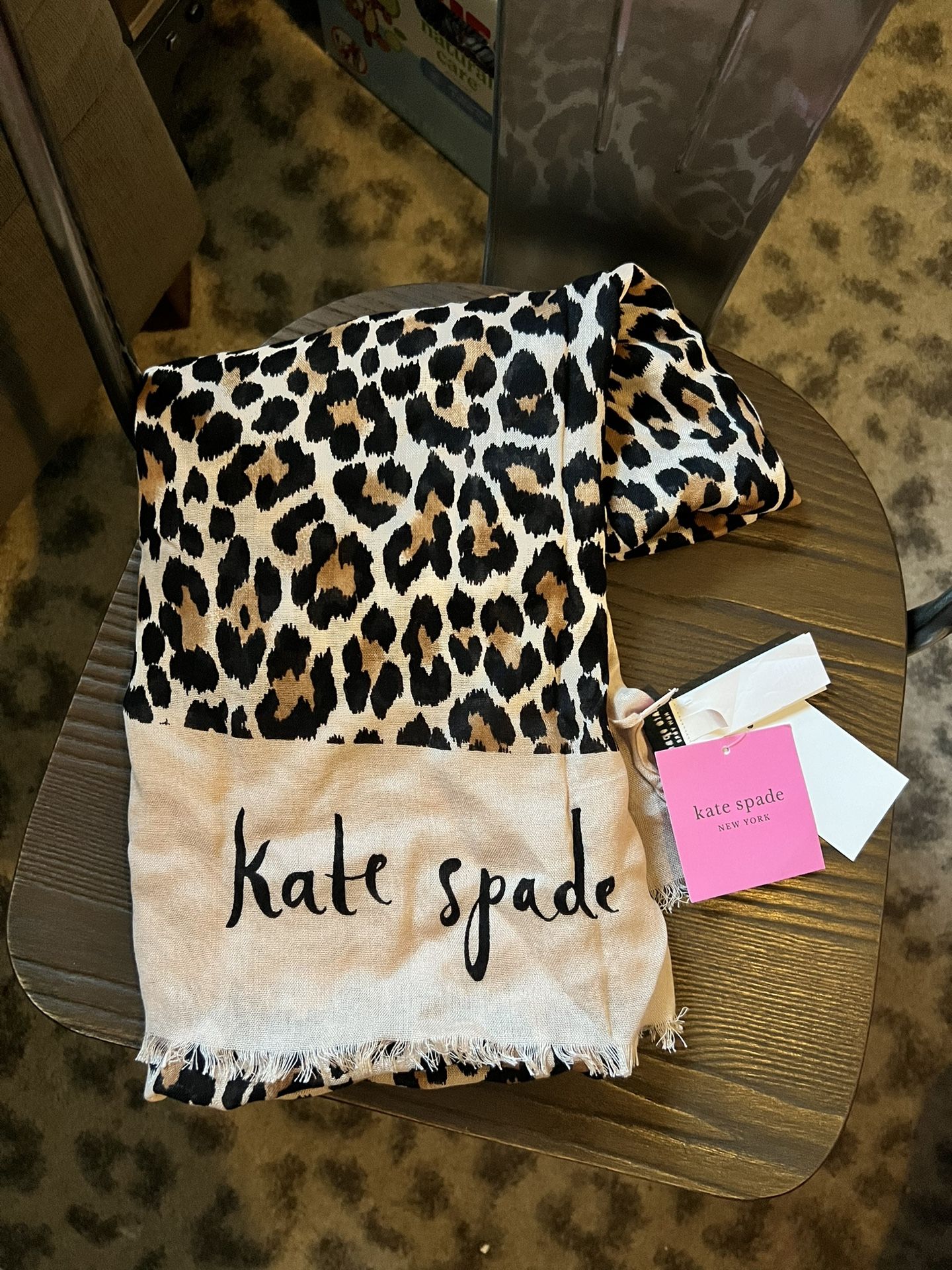 KATE SPADE LEOPARD SCARF