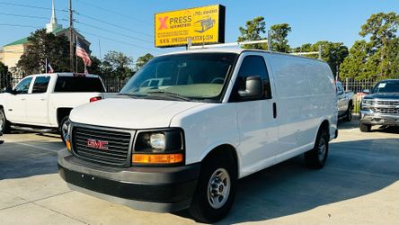 2017 GMC Savana Cargo