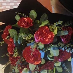 Red Rose's Bouquet 
