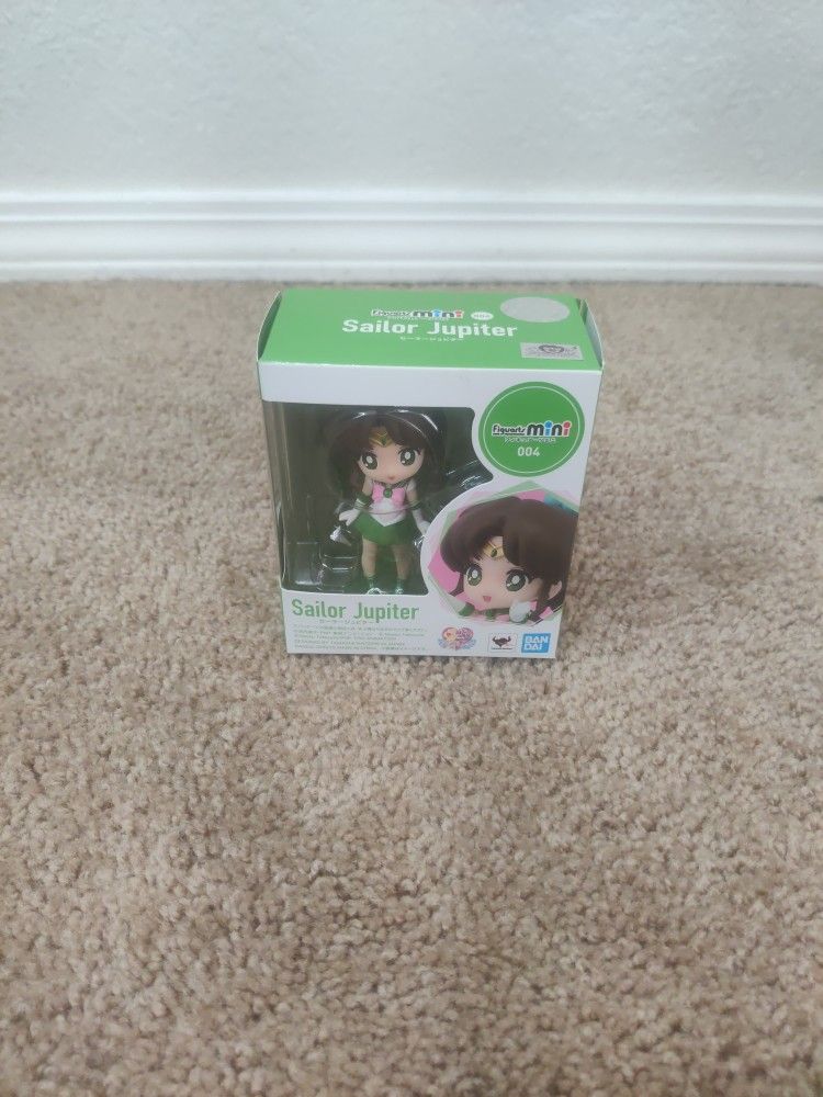 Figuarts Mini Sailor Jupiter Figurine