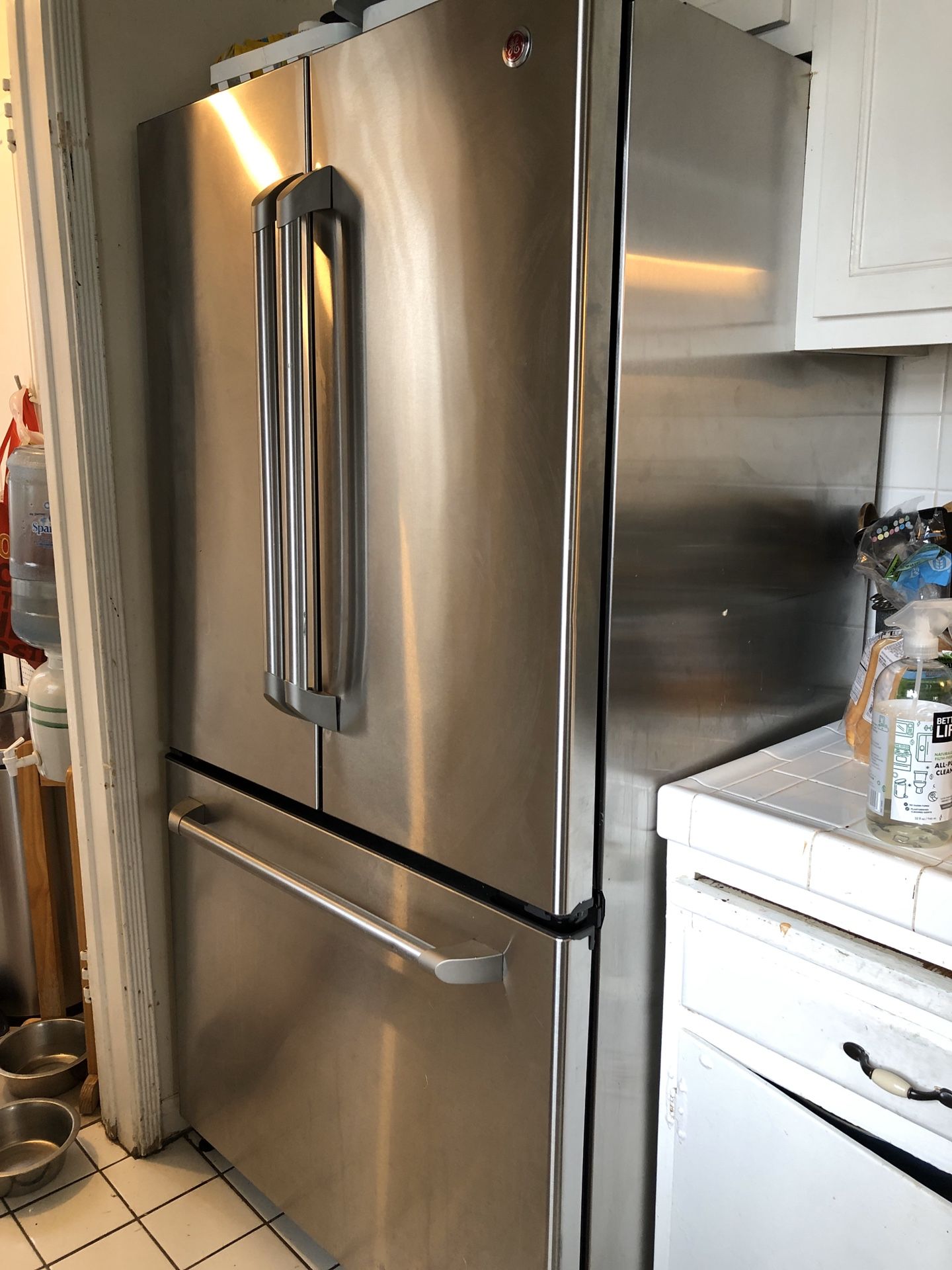 GE CAFE counter depth fridge for Sale in Los Angeles, CA OfferUp