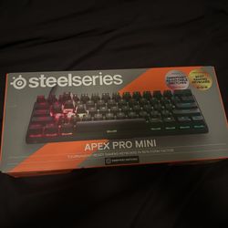 Apex Pro Mini 60% With OMNIPOINT switches.