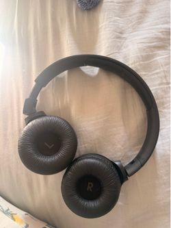 JBL HEADPHONES