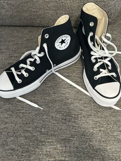 Women’s Black Converse Chuck Taylors
