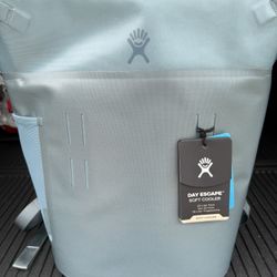 Hydroflask Day Backpack Cooler