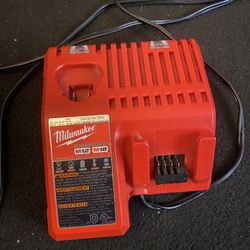 Milwaukee M18 And M12 Charger