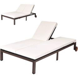 Tangkula 2-Person Patio Lounge Chair, Outdoor Rattan Double Wicker Daybed Chaise with Adjustable Backrest Wheels & Cushion