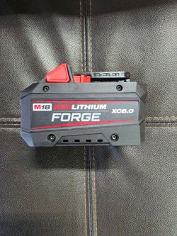Milwaukee M18 FORGE 8.0 12.0