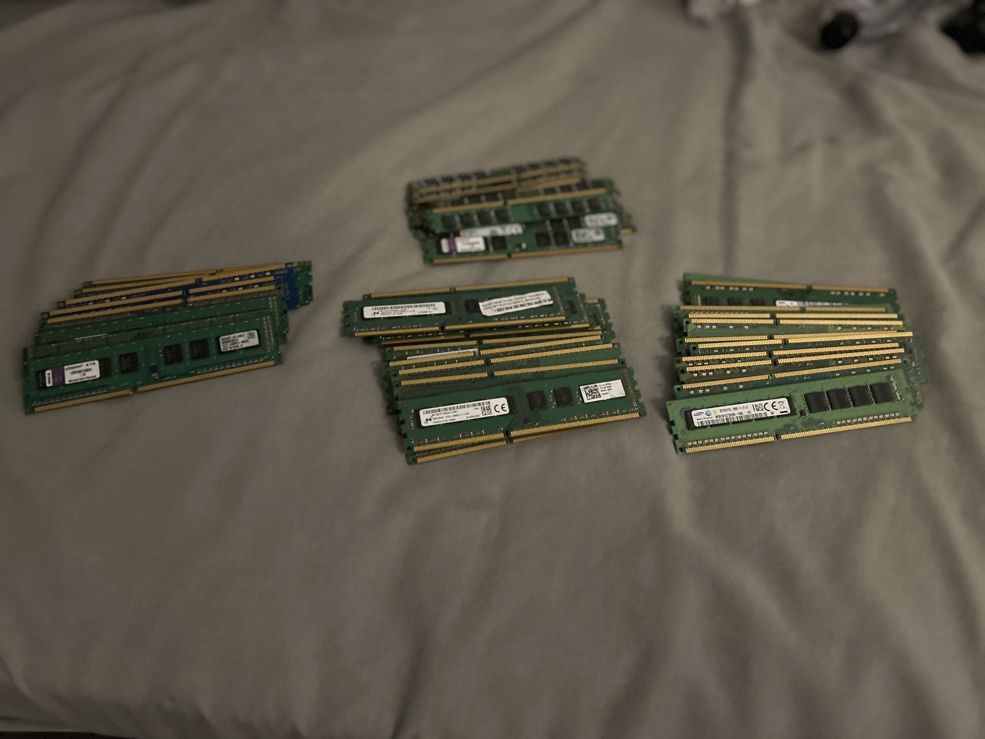 40 sticks of ddr3 Ram