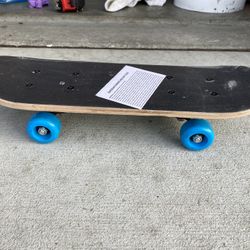 17 Inch Complete Mini Wooden Beginner Skateboard Toddlers Children Skat