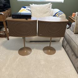 Bose 901 With Equalizer and Stands