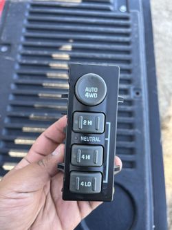 Chevy 4x4 Button