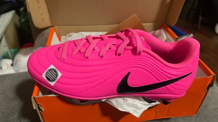 Soccer shoes jr size 1