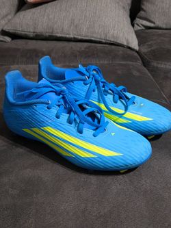 Youth Soccer Cleats Adidas F50 Size 4.5