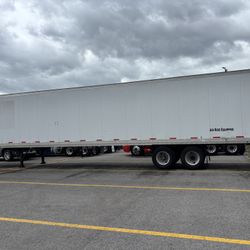 2012 Stoughton 53’ Dry Van Trailer