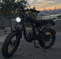 Black Moped-Style Fat Tire E-Bike | Upgraded Brakes | $800 OBO