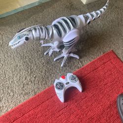 Dinosaur. 👍👍👍